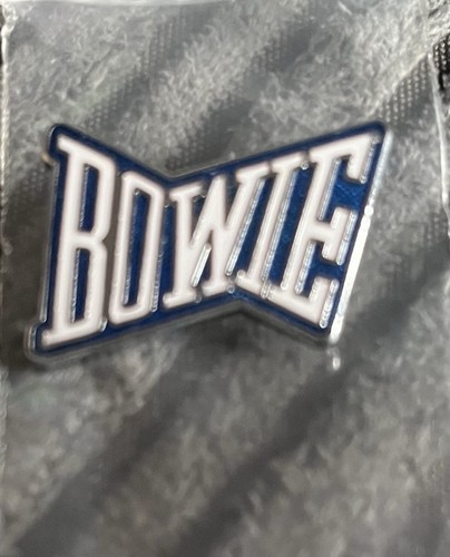 Bowie enamel badge - , brand