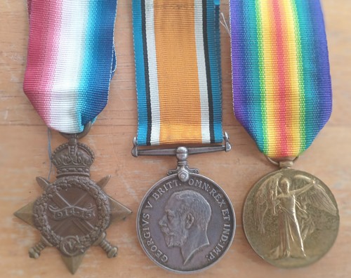 Medals rnr officer - ,