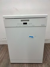 Miele G5611SCGBBW Dishwasher