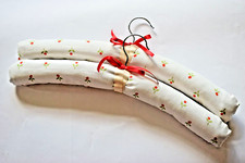LAURA ASHLEY VINTAGE FABRIC 'Cottage Sprig' set of 2 COAT HANGERS HANDSEWN NEW  