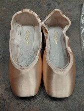 Capezio Plie ll Pointe Shoes