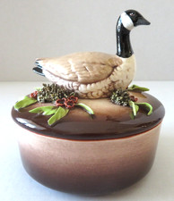 Handmade Porcelain Canada Goose Trinket Box – Beautiful Wildlife Lid Sculpture
