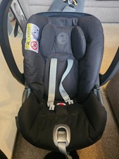 Cybex Cloud Z i-Size Baby/infant Seat. Includes 360 Swivel Isofix Base