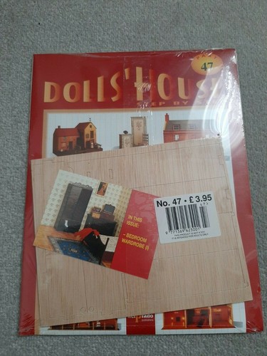 Del prado dolls house - dolls, by