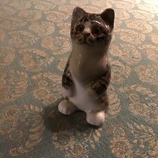 Winstanley pottery Tabby  Kitty size 1 - Cathedral glass eyes + signed - 14cm 