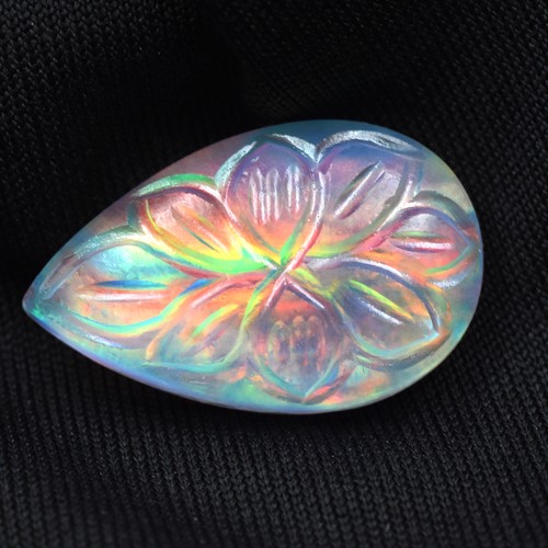 Multi color boulder opal 30 - multi-color,