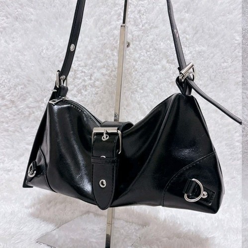 Vtg y2k black patent - vtg,