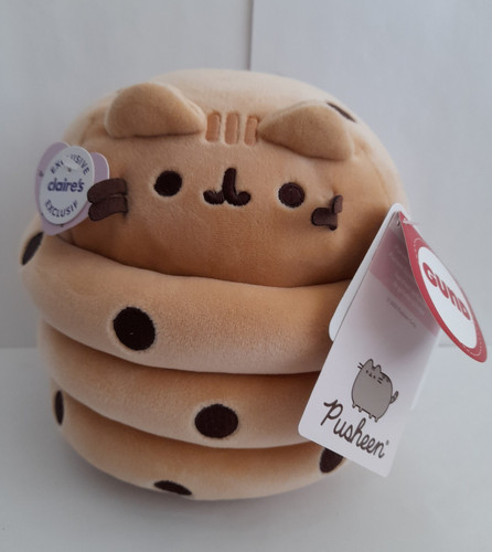 Bnwt gund cookie stack - bnwt,
