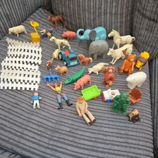 Bundle of Vintage Plastic