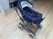 Silvercross Pram With Carrycot And Rain Cover | Used But Good Condition