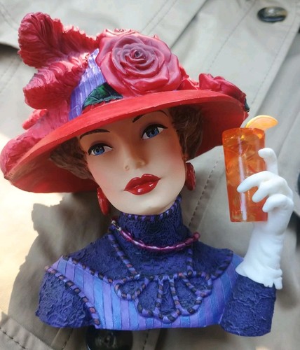 Cameo girls head vase blythe - girls,