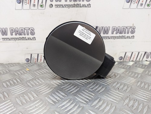 Passat fuel flap - vw, b6