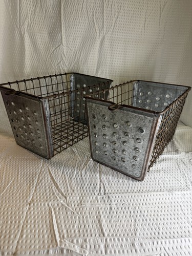 Vintage metal wire locker - metal,