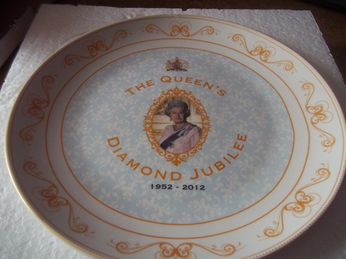 The queen diamond jubilee - queen,
