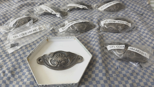 Cast iron decorative - 8,