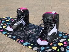 Hyperlite Girls Junior Murray Wakeboard Great Condition 