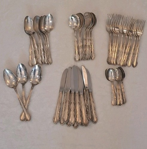 Oneida silversmiths piece - silversmiths,