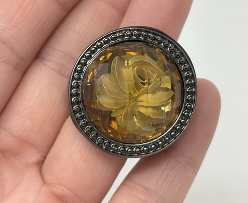 Chunky lucite intaglio flower - chunky,