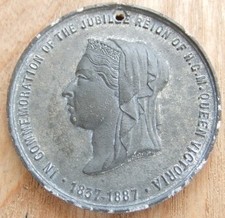 RARE, ANTIQUE COMMEMORATIVE MEDAL - QUEEN VICTORIA GOLDEN JUBILEE 1887    WORN