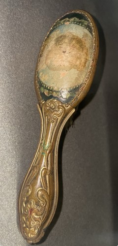 Antique gold tone vanity - antique, hair