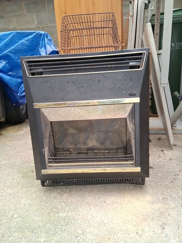 Wall mounted gas - wall,