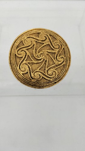 Chanel earrings gold - chanel,