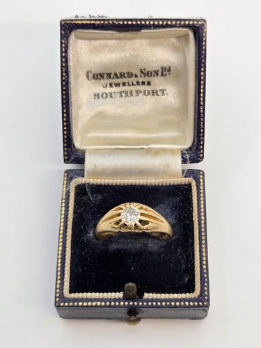 Antique 18ct gold diamond ring - gold,
