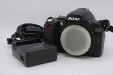 Nikon D40 6.1 MP Digital SLR