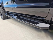 Black Metal Side Steps (Running Boards) to fit Nissan Navara NP300 2016+