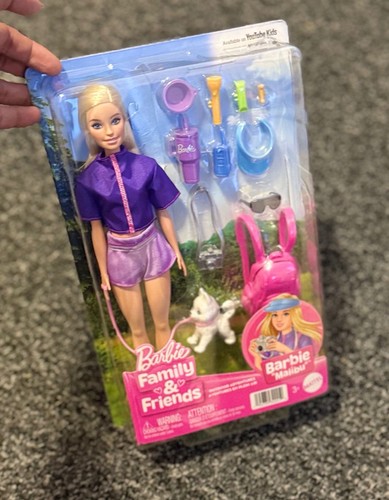 Barbie family and friends - barbie,