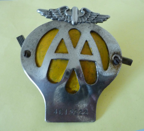 Vintage badge no 4e13222 - badge,