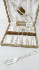 6 Cake Forks & Serving Fork