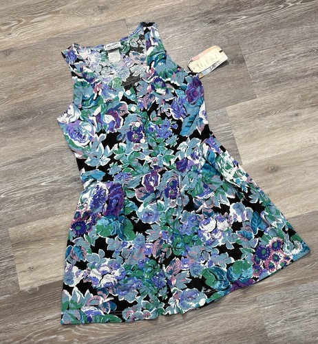 Nwt vtg pleated floral - nwt,