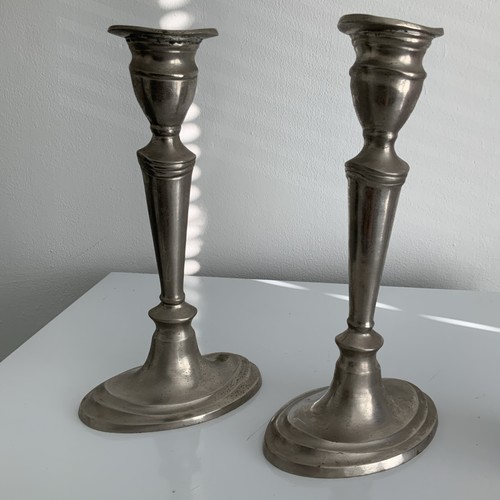 Pair lovely shaped turned - pair,