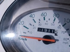 motor scooter 125cc Sym Fiddle White only 1900 miles with MOT