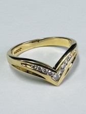 18ct YELLOW GOLD DIAMONDS