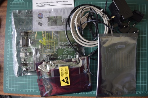 Microchip pic24fj256da210 lcd - microchip,