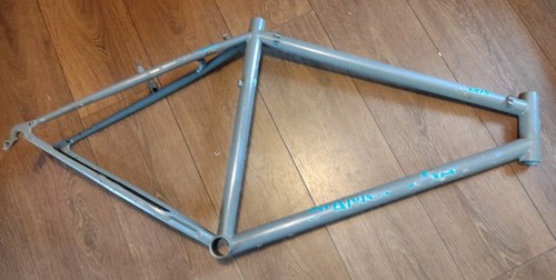 Diamond back axis - diamond, frame