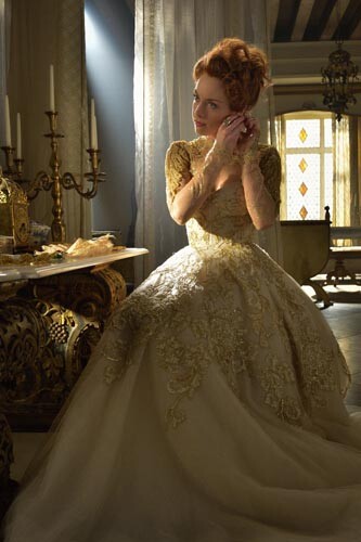 Rachel skarsten reign - rachel,