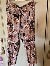 Primark Size 14 Cropped