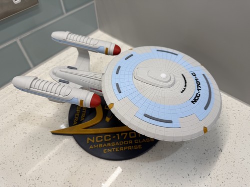 Star trek model enterprise - model,