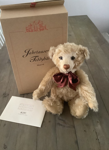 Steiff year 2000 - year,