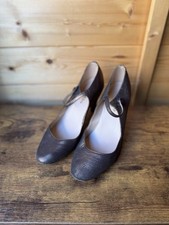 Repetto Strap Pumps In Bronze