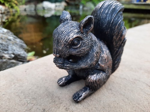 Garden gift squirrel bronzed - gift,