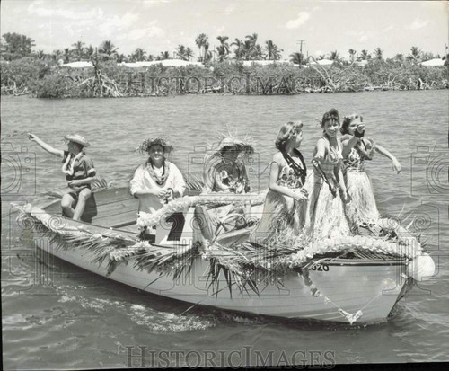 1959 press photo ladies - press,