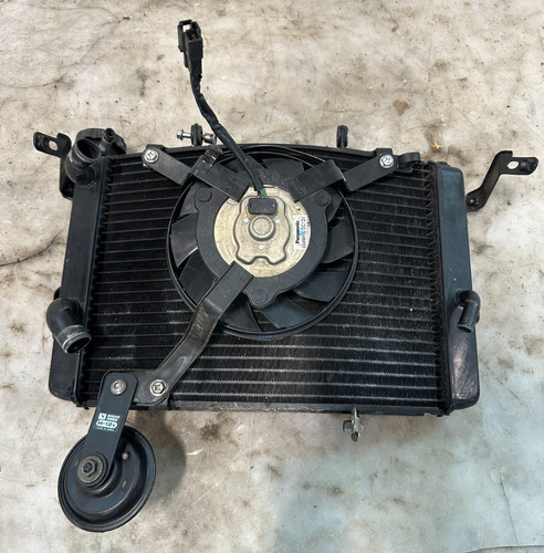 2012 triumph street - 08-12,
