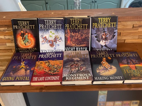 Terry pratchett hardback book - hardback,