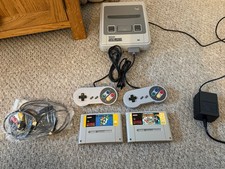 SNES Super Nintendo Console - PAL  - 2 Great Games 2 Controllers Unboxed 