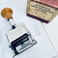Vintage Universal Ink Stamp Automatic Hand Numbering Machine 5 actions 6 figures