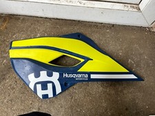 Husqvarna Te300 Left Side Radiator Scoop Panel From A 2016 Model